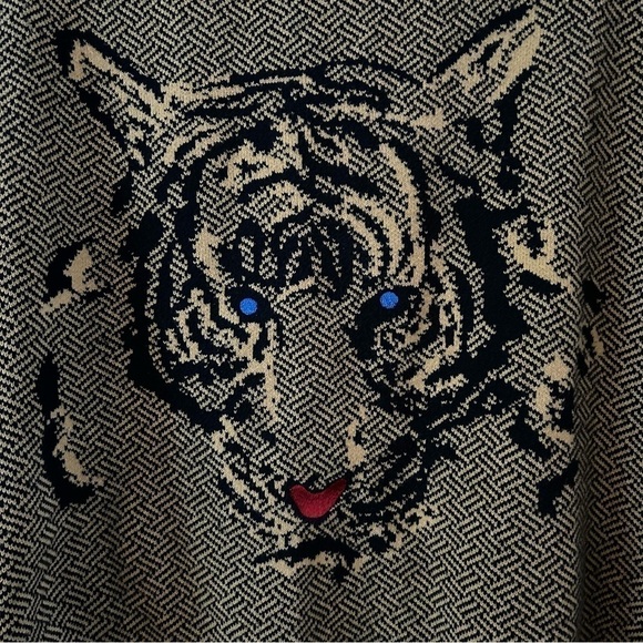 Zara Knit Tiger Crewneck Herringbone Sweater - Picture 9 of 10